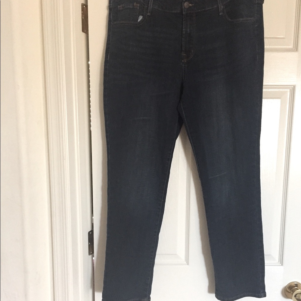 NWOT Old Navy dark denim bootcut jeans 16 short